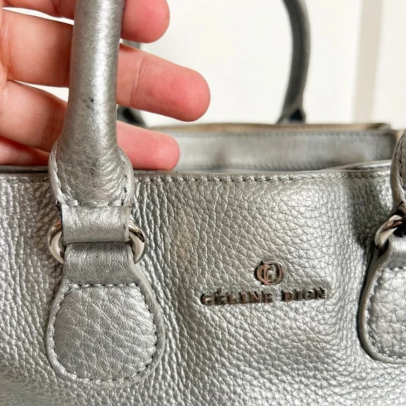 Celine Dion silver pebbled leather “Adagio” purse satchel cross body strap - Picture 3 of 16